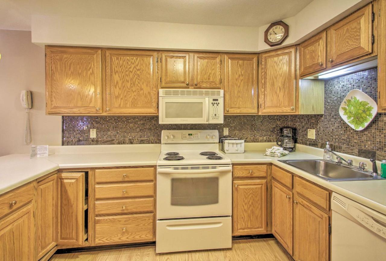 Lincoln Resort Condo With Pool Access - Near Hiking! Bagian luar foto
